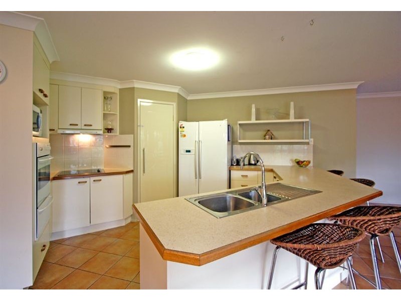 5 Flowers Street, Alexandra Hills QLD 4161