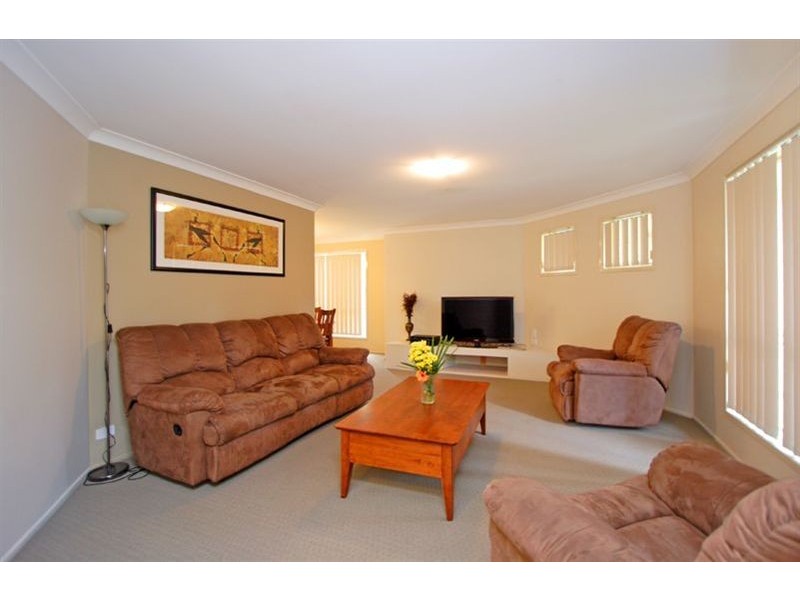 5 Flowers Street, Alexandra Hills QLD 4161