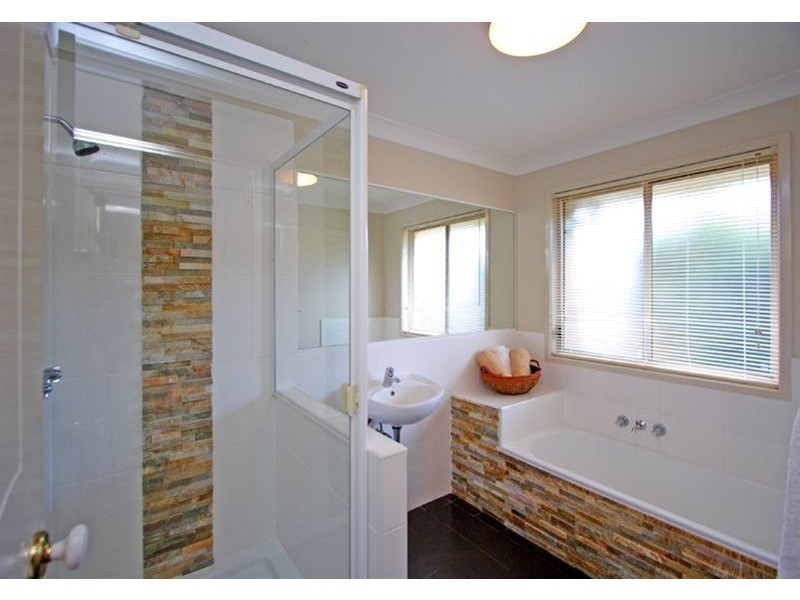 5 Flowers Street, Alexandra Hills QLD 4161