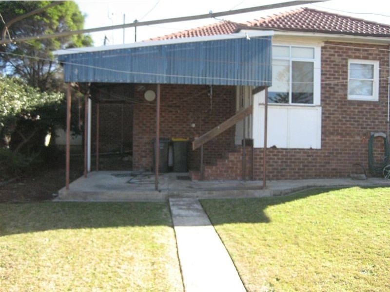 47 Stuart Road, Warrawong NSW 2502