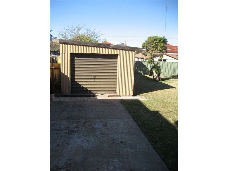47 Stuart Road, Warrawong NSW 2502