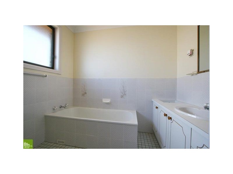 38 Shearwater Drive, Berkeley NSW 2506