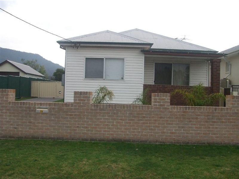 76 Balgownie Road, Balgownie NSW 2519