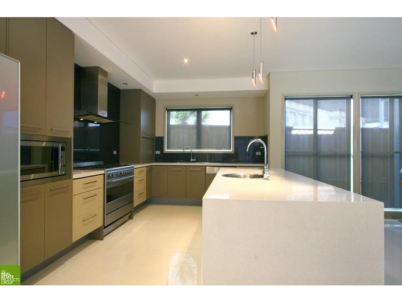 54 Aragan Circuit, Bulli NSW 2516