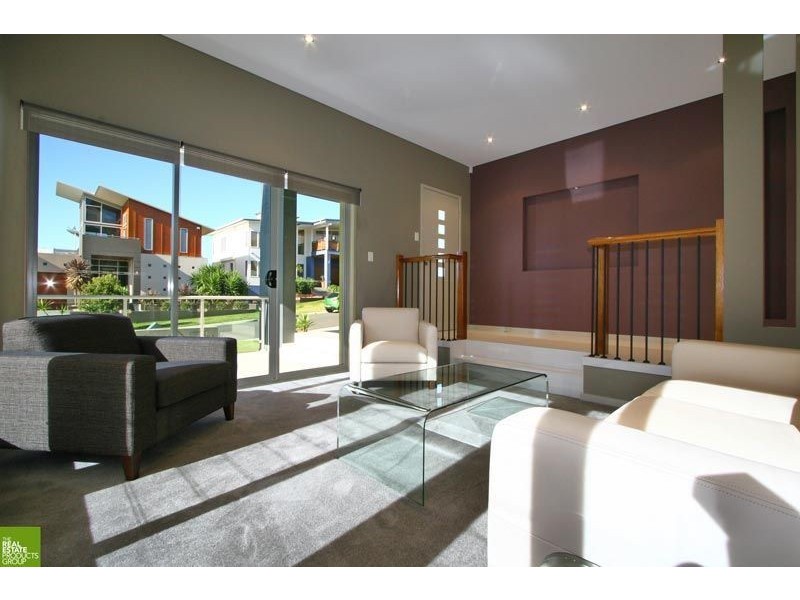 54 Aragan Circuit, Bulli NSW 2516