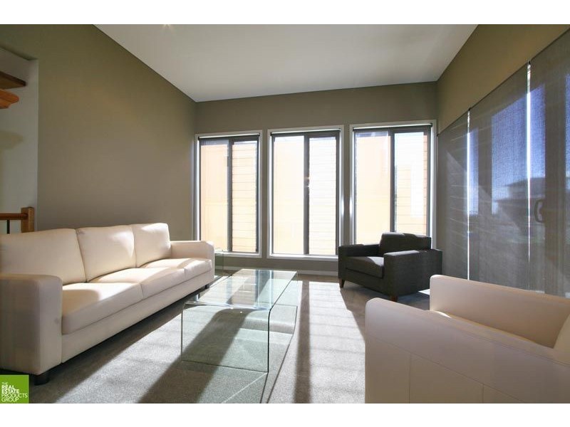 54 Aragan Circuit, Bulli NSW 2516