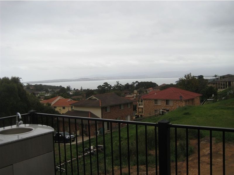 73 Shearwater Drive, Berkeley NSW 2506
