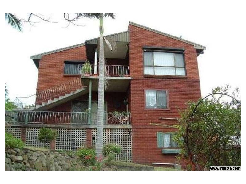 94 Lake Heights Rd, Lake Heights NSW 2502