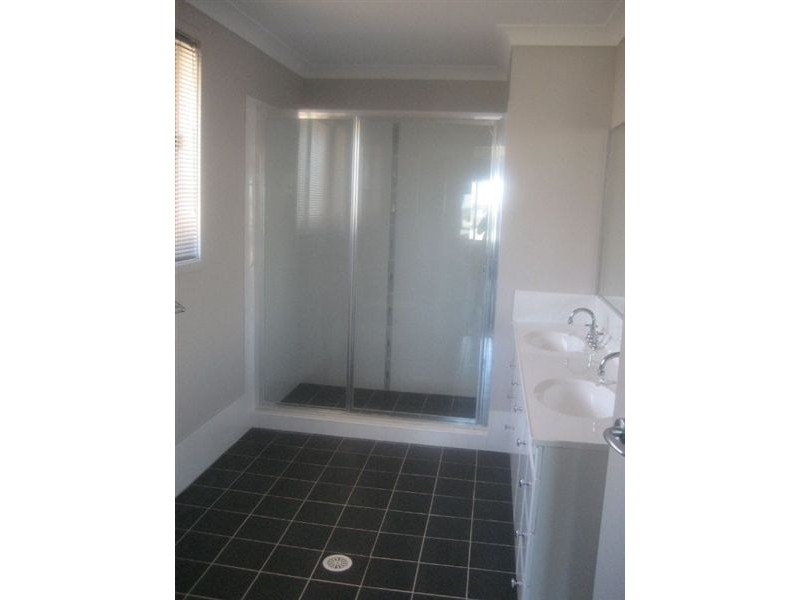 7 Wollingurry Street, Haywards Bay NSW 2530