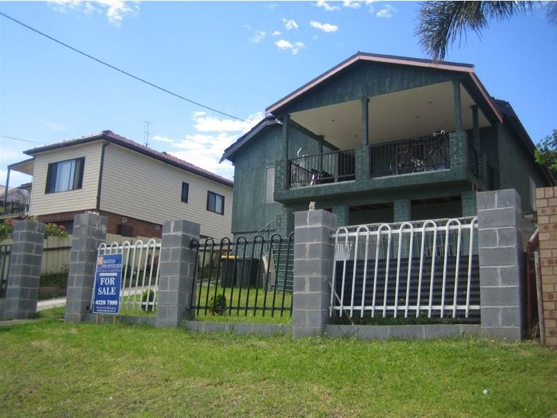 62 Auburn Street, Cringila NSW 2502