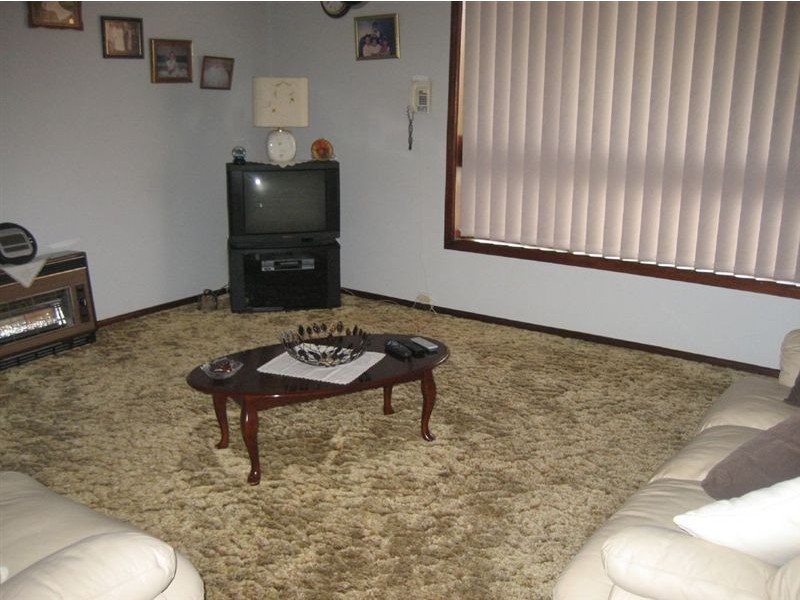 45 Phillip Crescent, Barrack Heights NSW 2528