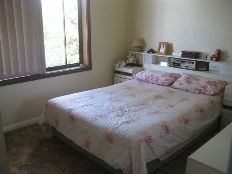 54 Mirrabooka Raod, Lake Heights NSW 2502