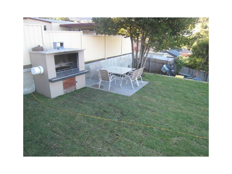 16 Brendon Avenue, Farmborough Heights NSW 2526