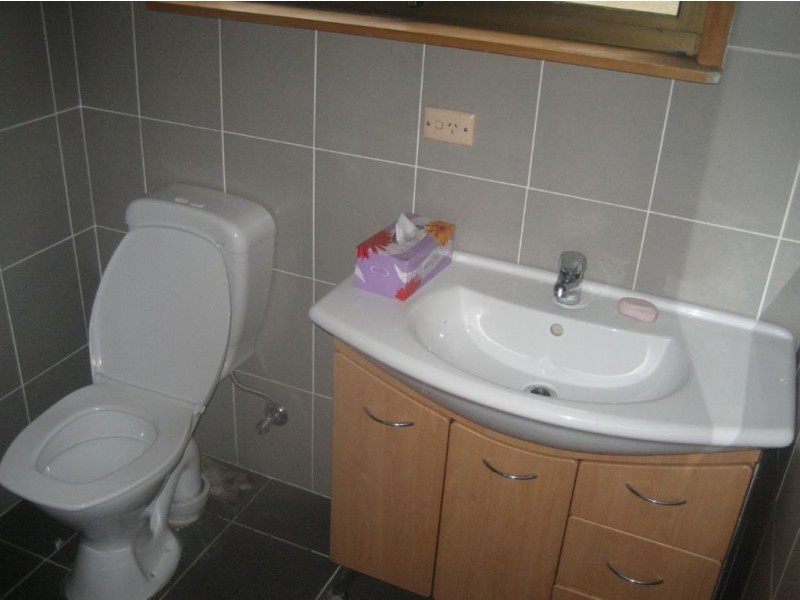 1 Woodlawn Avenue, Mangerton NSW 2500