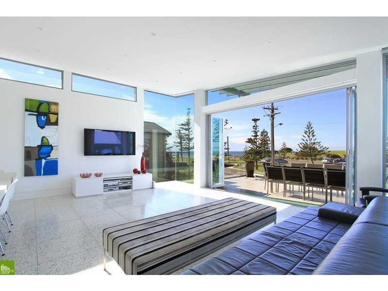 16 Trinity Row, Bulli NSW 2516