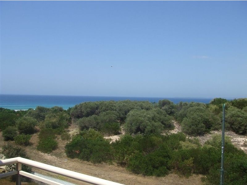 15 Surfside Drive, Port Kembla NSW 2505