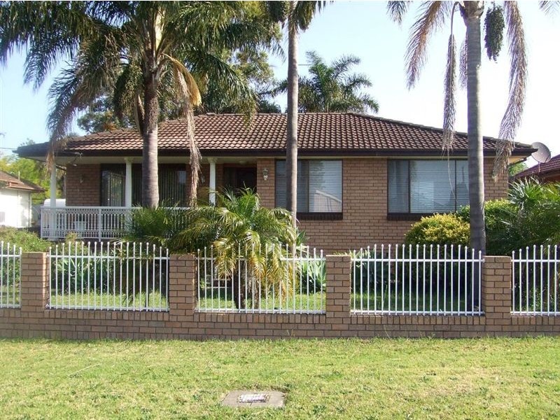 67 Lakeview Parade, Primbee NSW 2502
