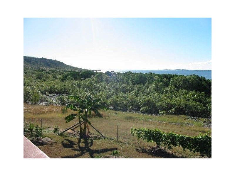 55 Adelaide Terrace, Bowen QLD 4805