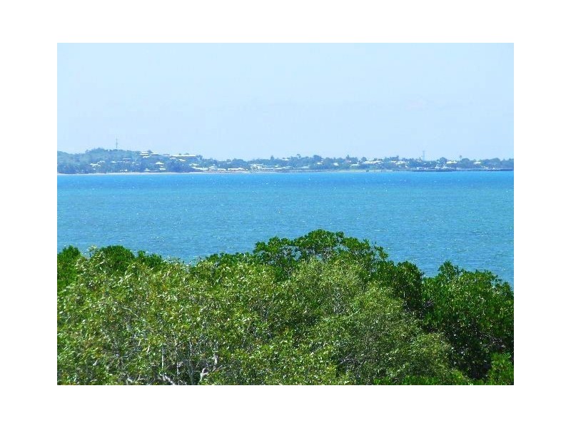 55 Adelaide Terrace, Bowen QLD 4805