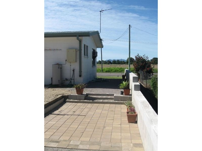 31 Soldiers Road, Bowen QLD 4805