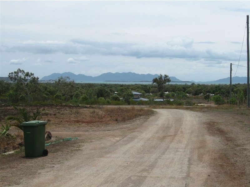 54 Drays Road, Bowen QLD 4805