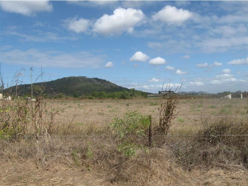 54 Drays Road, Bowen QLD 4805