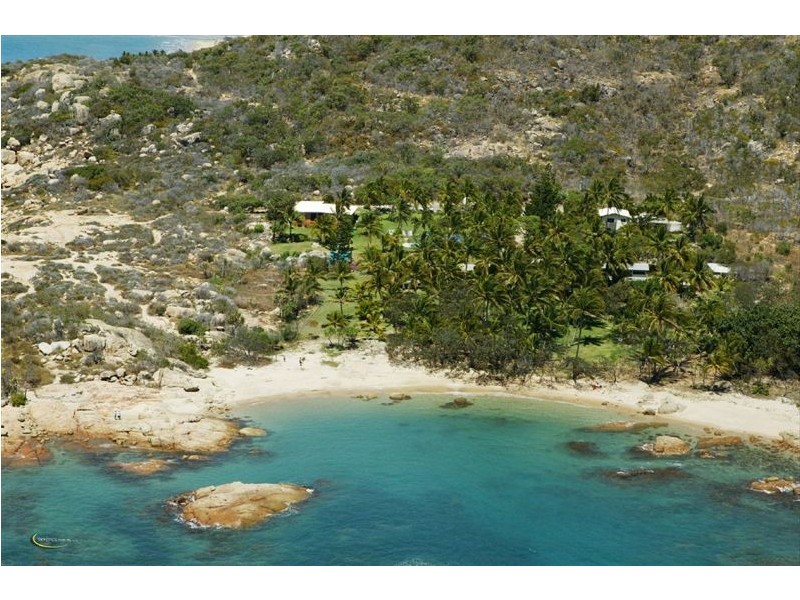 73 Murrays Bay Road, Bowen QLD 4805