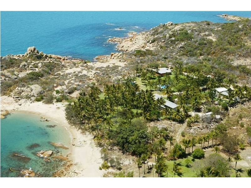 73 Murrays Bay Road, Bowen QLD 4805