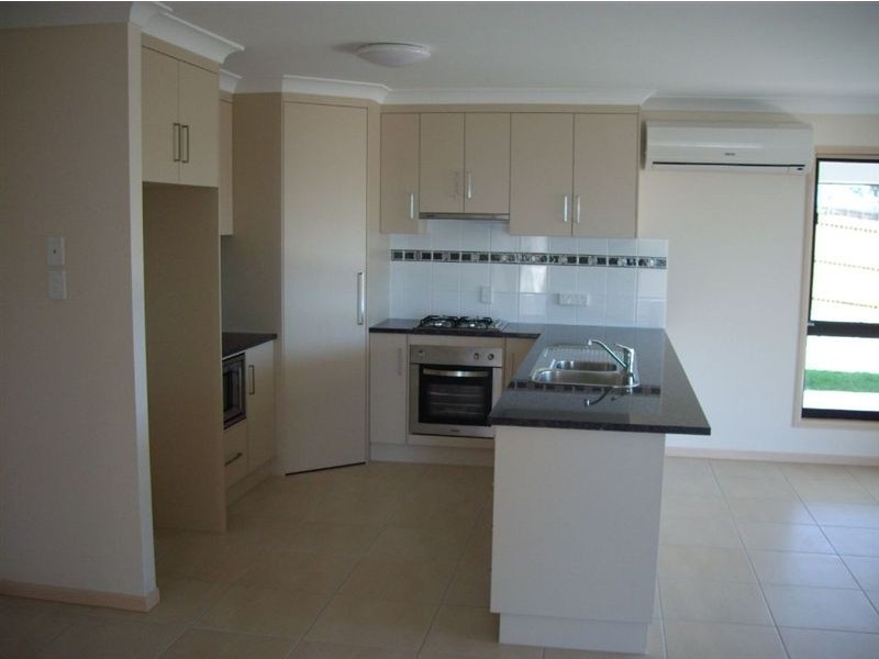 90 Oceanview Drive, Bowen QLD 4805