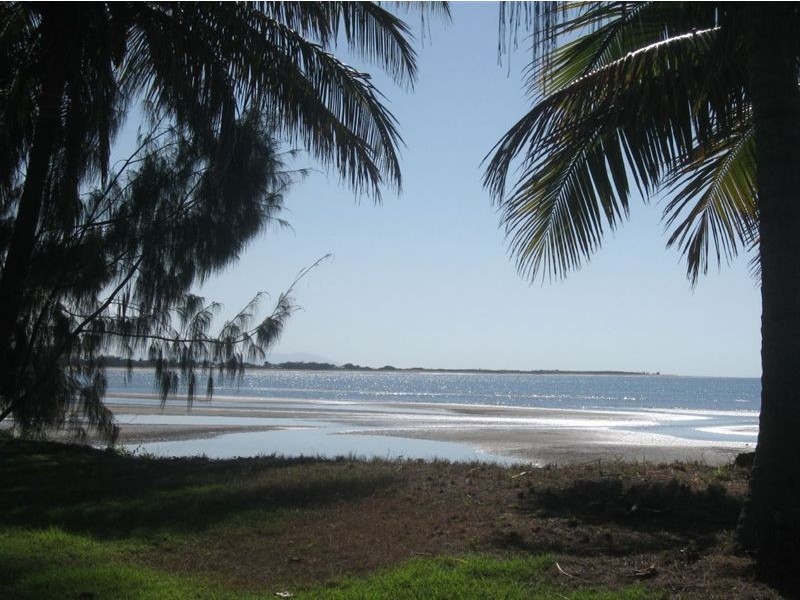 30 Horseshoe Bay Road, Bowen QLD 4805