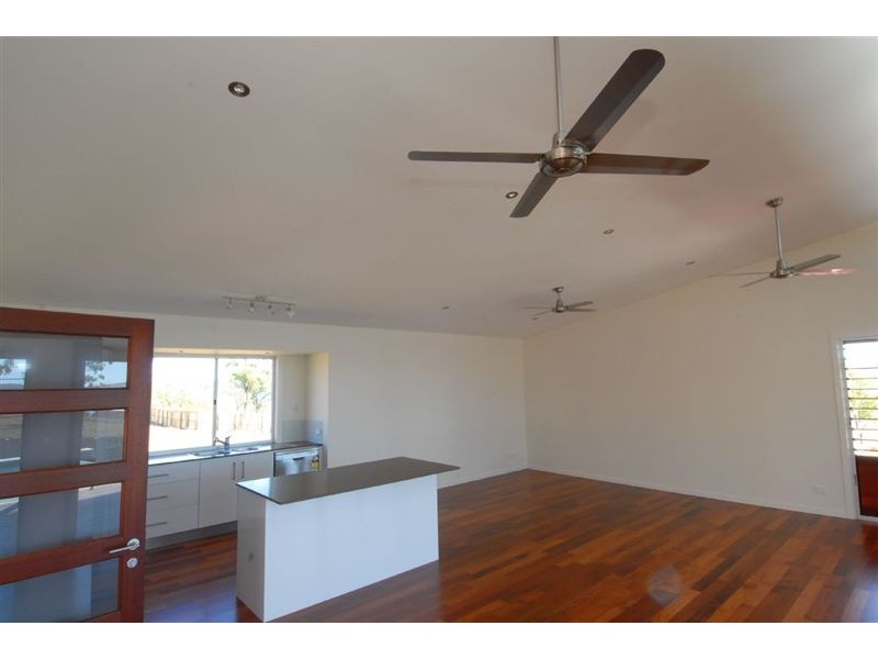 15 Seacove Crescent, Bowen QLD 4805