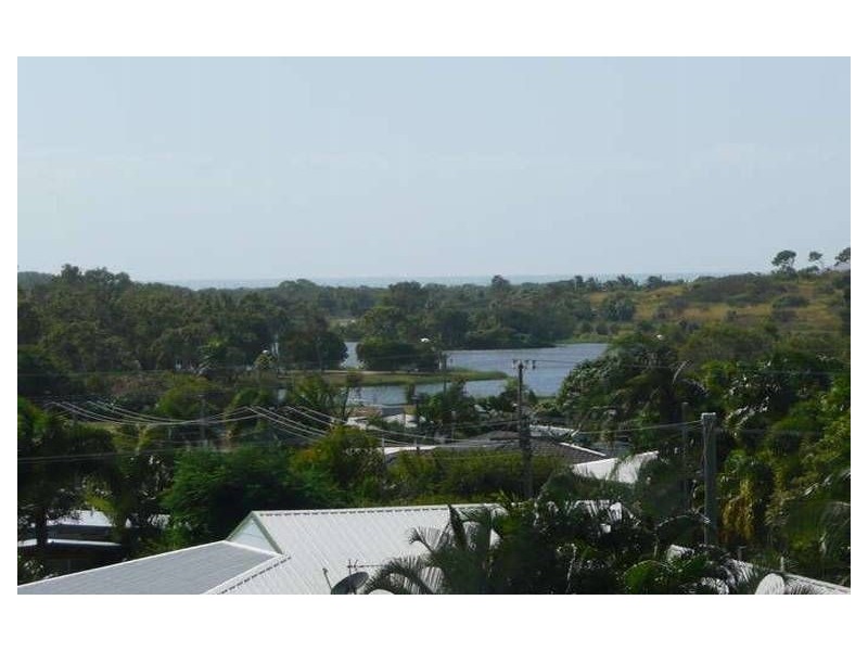 9 Allan Place, Bowen QLD 4805