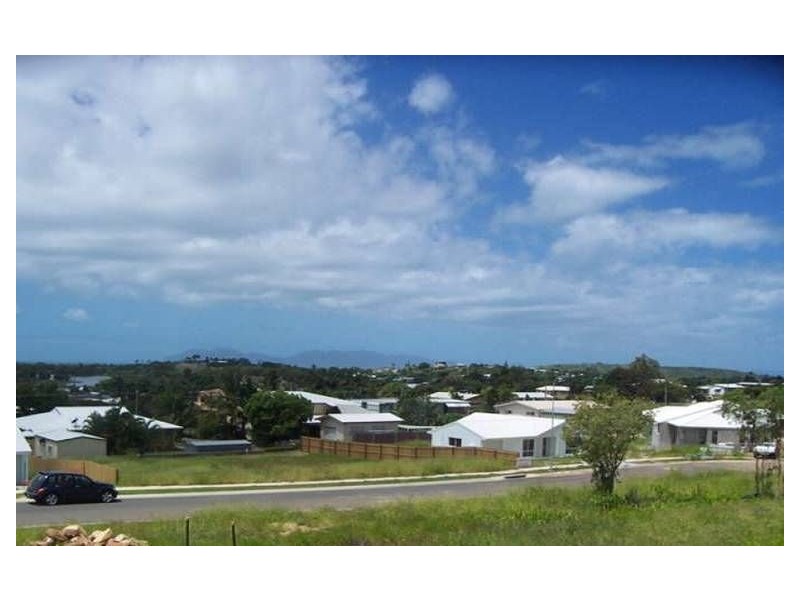 9 Allan Place, Bowen QLD 4805