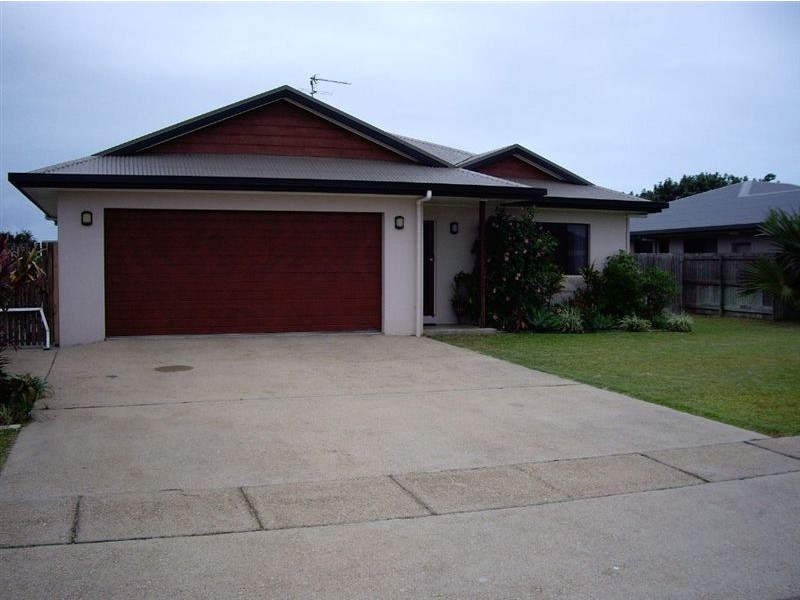 11 Kirkpatrick Court, Bowen QLD 4805