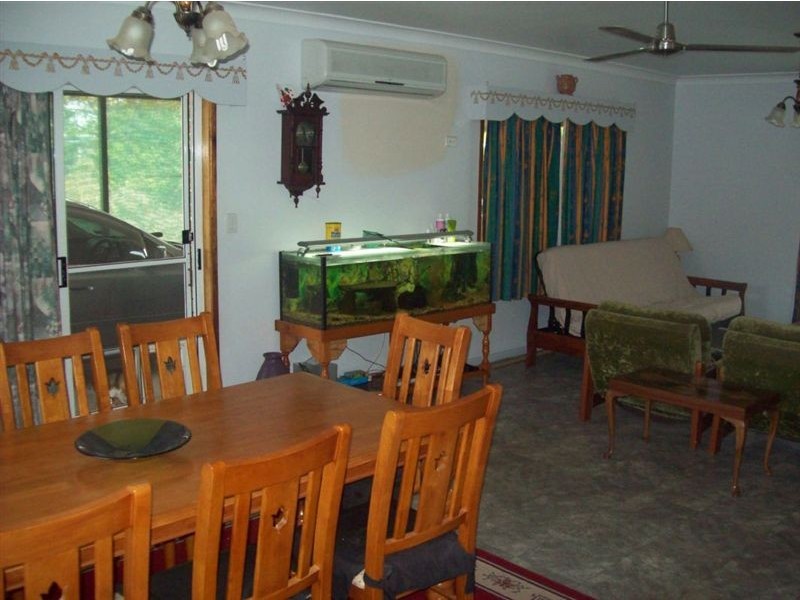 33 Brighton Road, Bowen QLD 4805