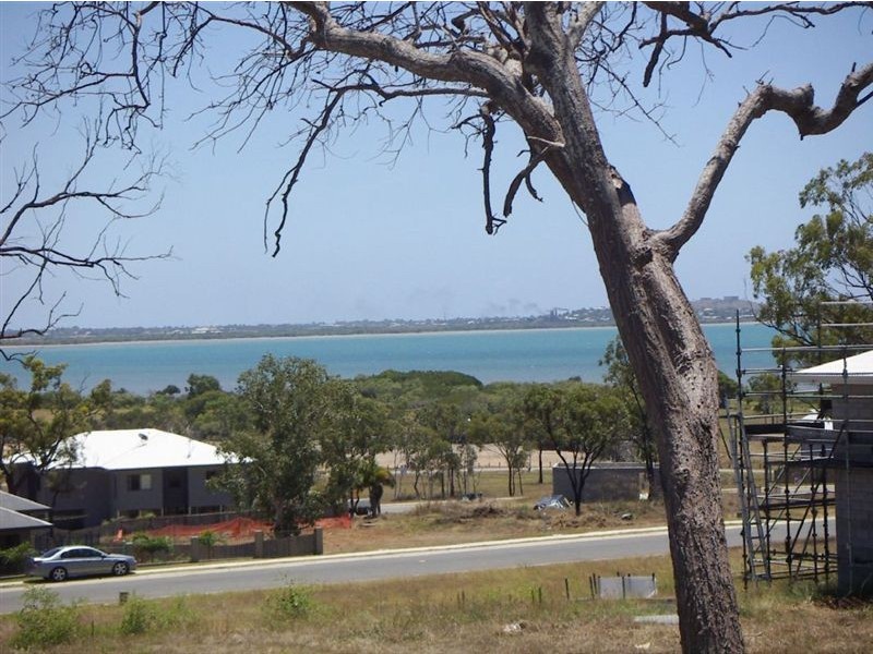 11 Seacove Crescent, Bowen QLD 4805