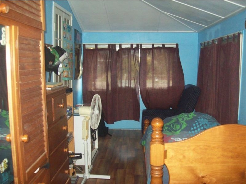 33 Gloucester Street, Bowen QLD 4805