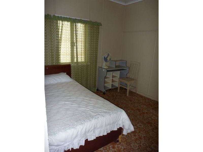 7 Russell Street, Bowen QLD 4805