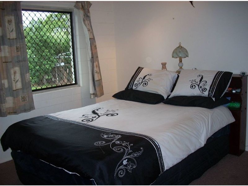 3 Hill Street, Bowen QLD 4805