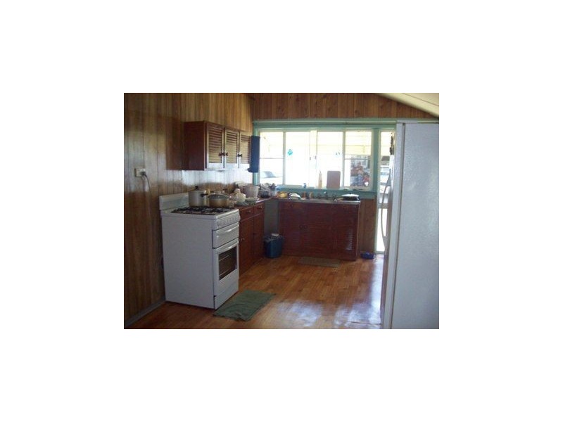 81 powell Street, Bowen QLD 4805