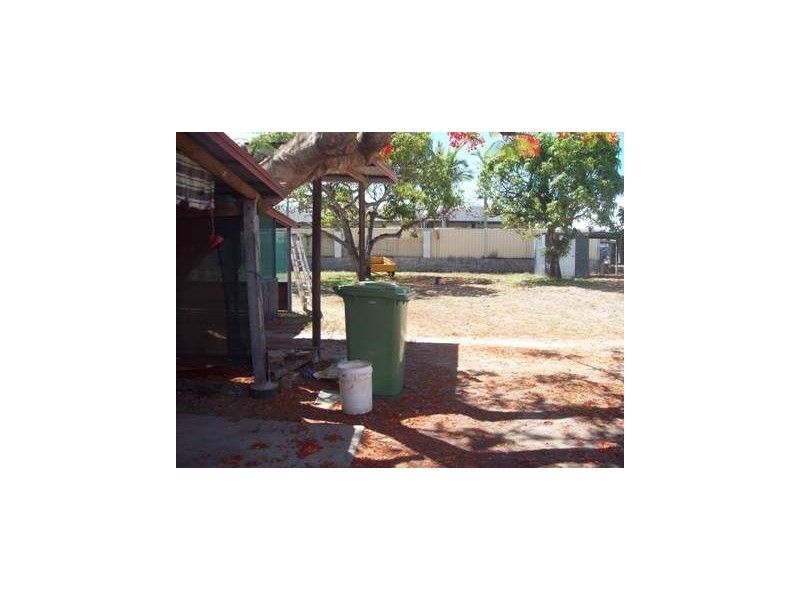 81 powell Street, Bowen QLD 4805