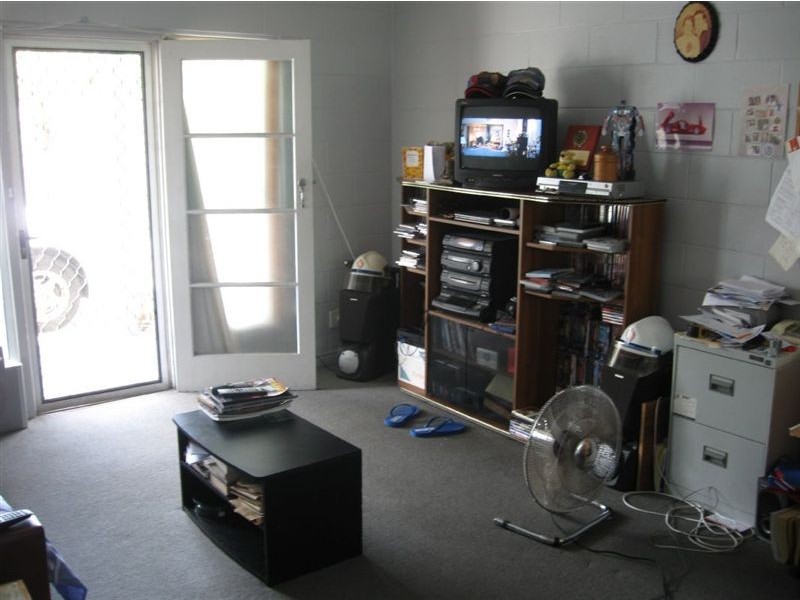 57 Unit 1 Poole Street, Bowen QLD 4805