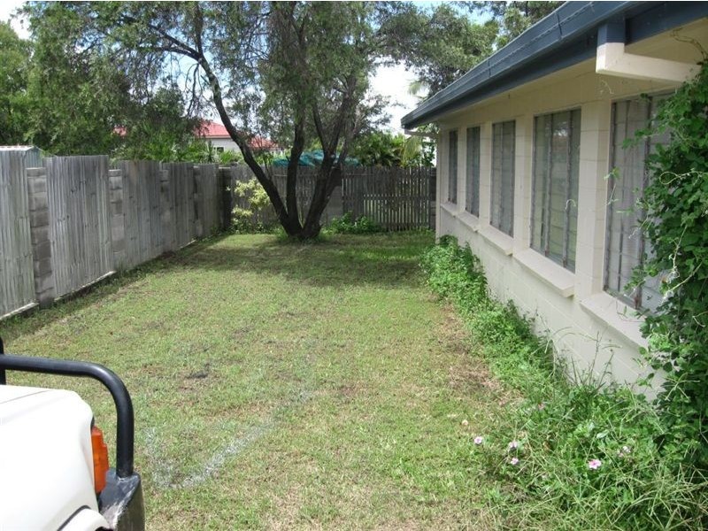 57 Unit 3 Poole Street, Bowen QLD 4805