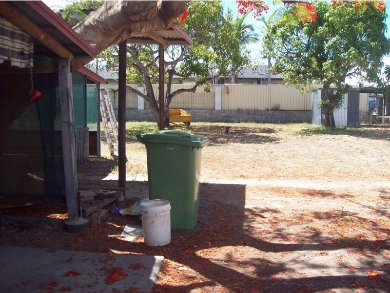 81 Powell Street, Bowen QLD 4805