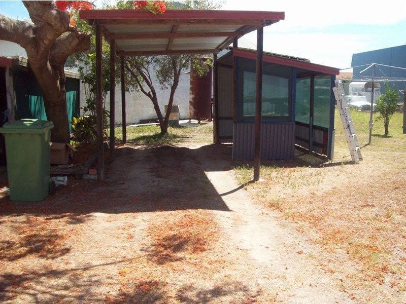 81 powell street, Bowen QLD 4805