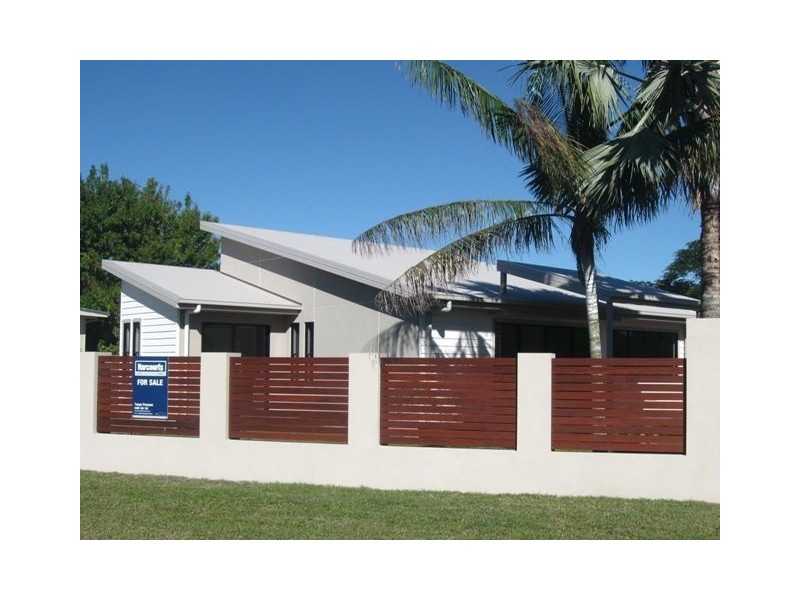 11 Field Street, Bowen QLD 4805