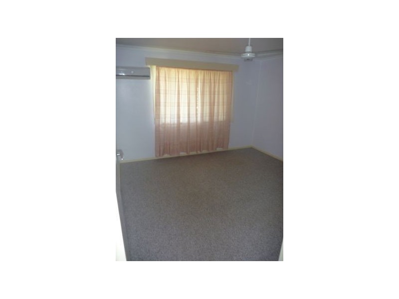 33 Marshall Street, Bowen QLD 4805