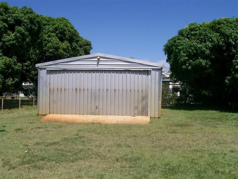 11 Golf Links Road, Bowen QLD 4805