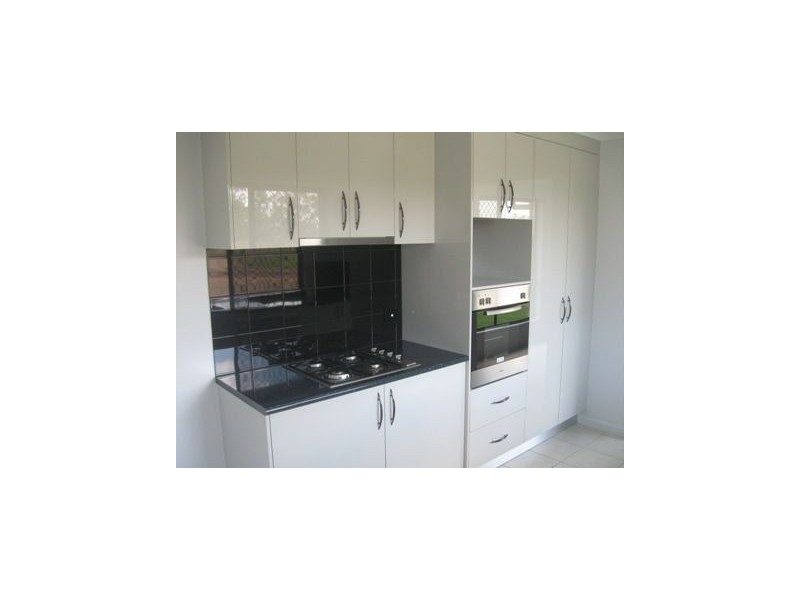 4 Drays Road, Bowen QLD 4805