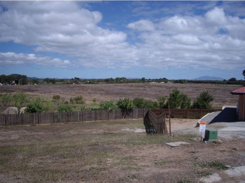 8 Craigie Court, Bowen QLD 4805